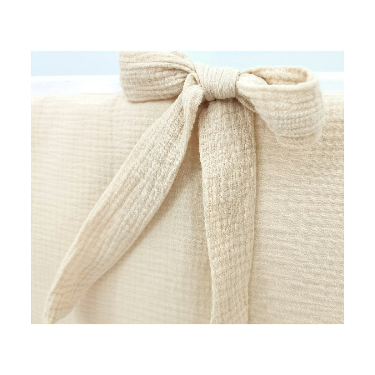 musselin_beige_umrandung_für_beistellbett