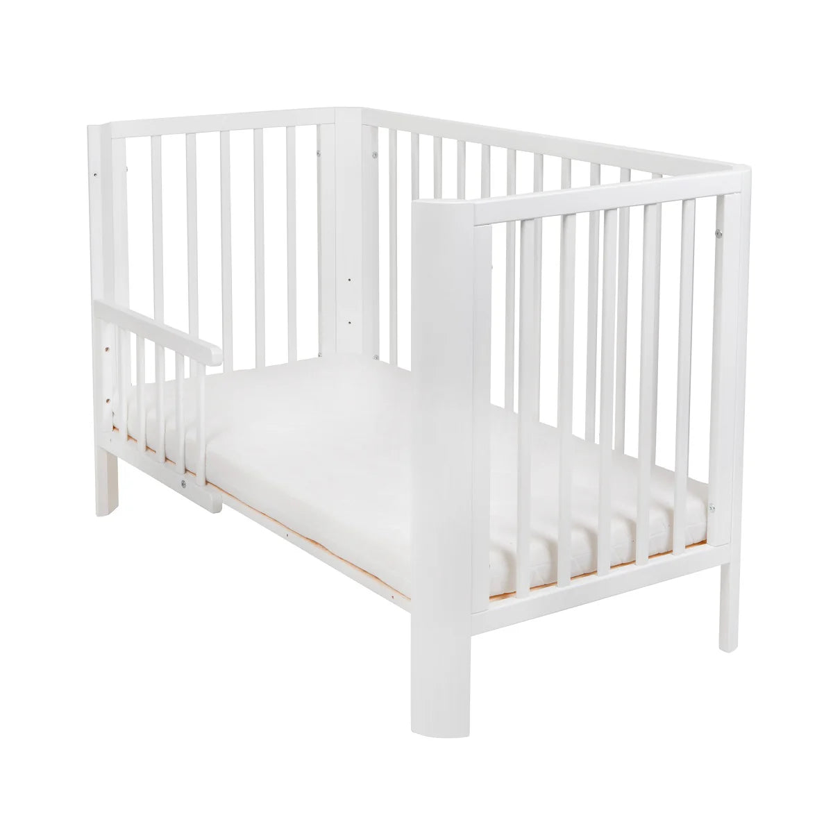 Gitterbett_mit_schtzgitter_Juniorbett