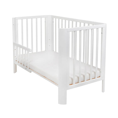 Gitterbett_mit_schtzgitter_Juniorbett