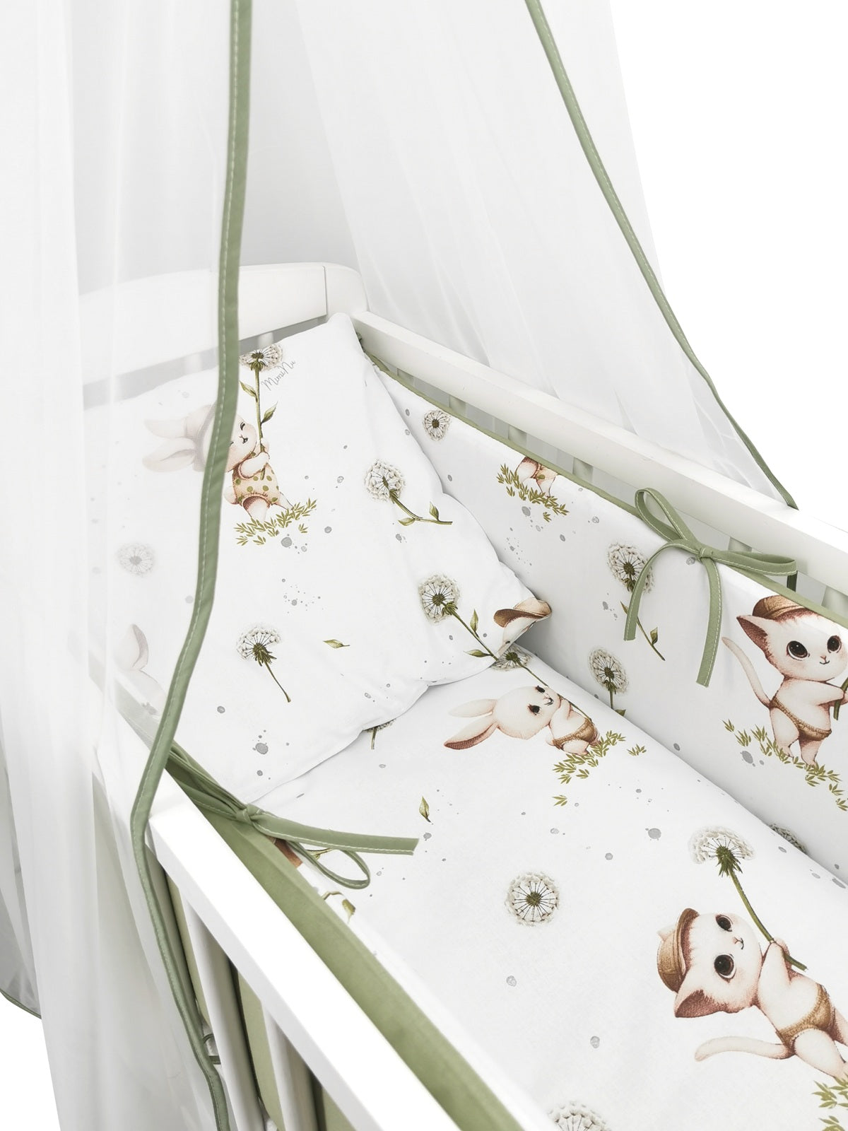 Süßes Kätzchen-Motiv auf der Babybett Bettwäsche
