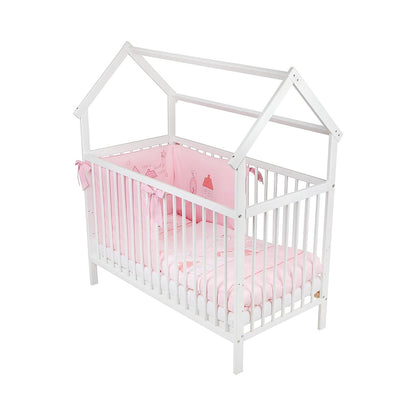 Stilvolles_Hausbett_in_Rosa_ein_echter_Hingucker_im_Kinderzimmer.

